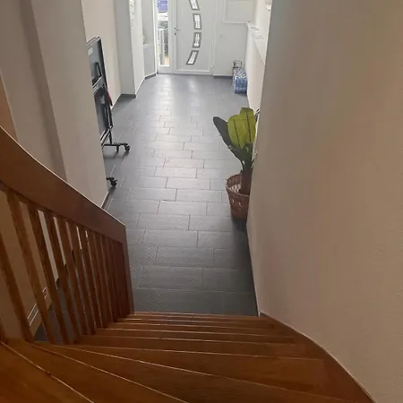Quarto em Acomodações Particulares Traumhaft Modernes Mit 2 Einzelbetten Gemeinschaftsbad- Wc