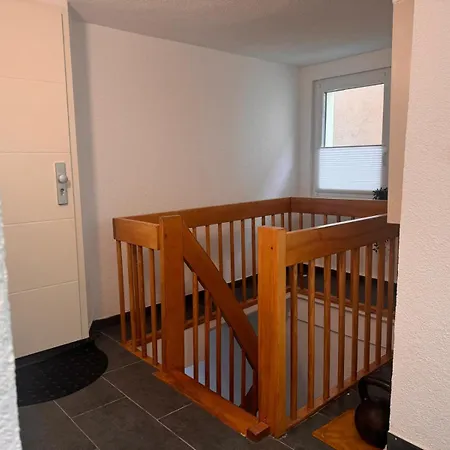 Traumhaft Modernes Mit 2 Einzelbetten Gemeinschaftsbad- Wc Quarto em Acomodações Particulares Aldingen (Tuttlingen)