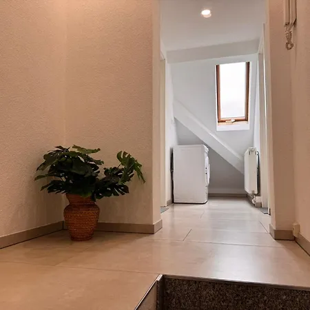 Quarto em Acomodações Particulares Traumhaft Modernes Mit 2 Einzelbetten Gemeinschaftsbad- Wc *
